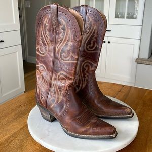 Women’s Ariat Cowboy Boots